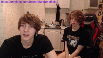 Howardkottam  28-10-2021 video striptease